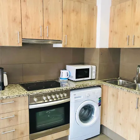 Apartamento Lluis Companys 45 *
